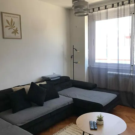 Apartment Lukas *